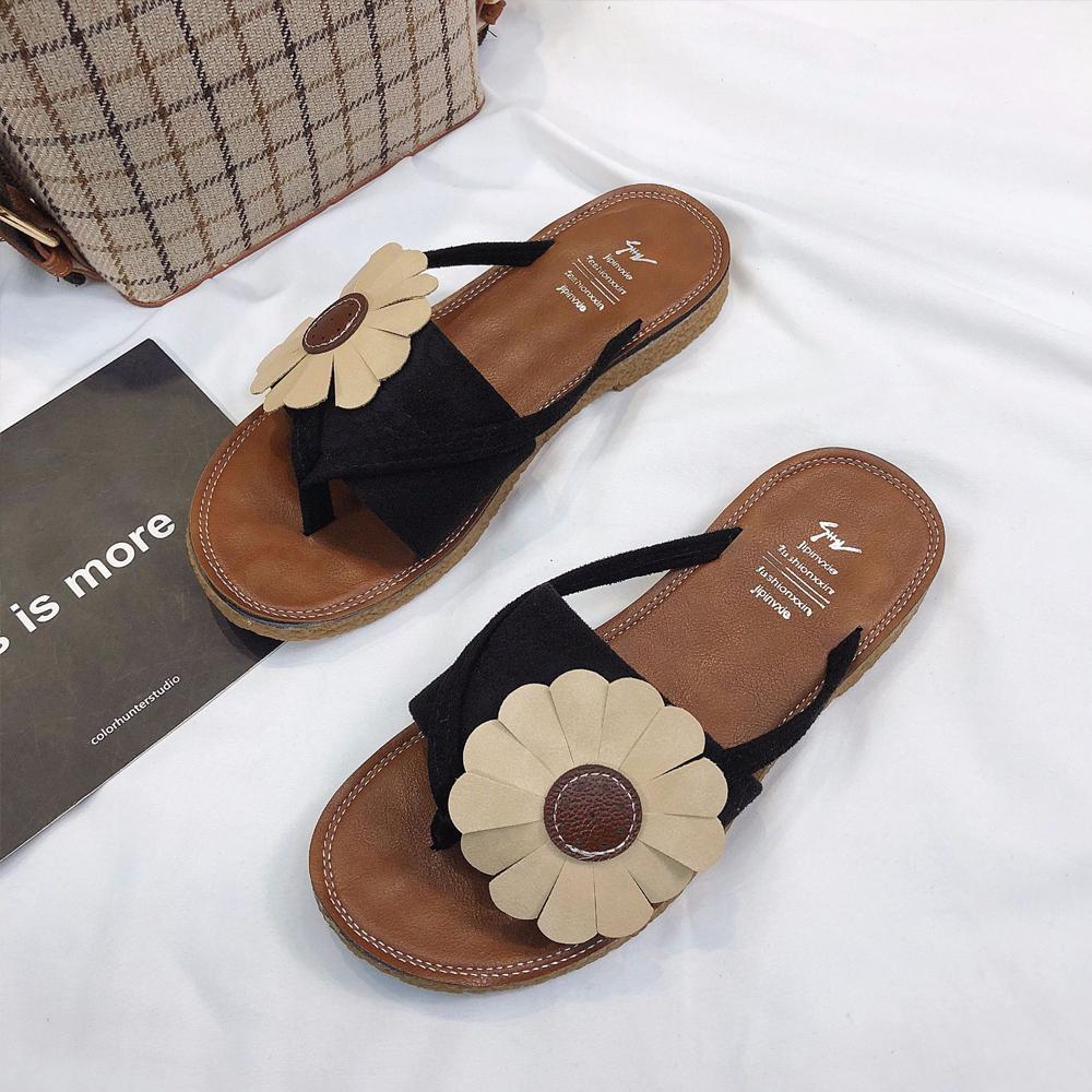 Toe Post Flower Design Flat Sandals